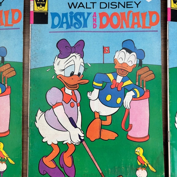 VINTAGE Walt Disney COMIC BOOKS DONALD DUCK & DAISY DUCK Golfing Set of 3 - Picture 4 of 9